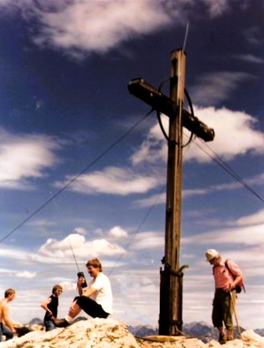 Ro�stein.jpg (70 kBytes)